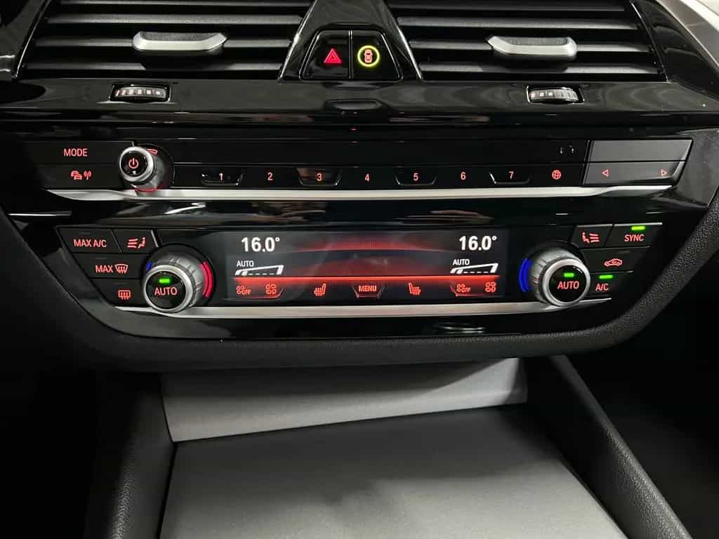 BMW 5 Series 520d Touring xD AHK+SH+Park+Driving Assist+KAM. 03/2023-photo-29