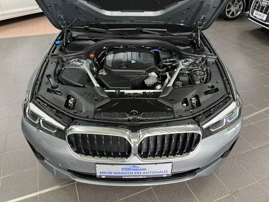 BMW 5 Series 520d Touring xD AHK+SH+Park+Driving Assist+KAM. 03/2023-photo-5