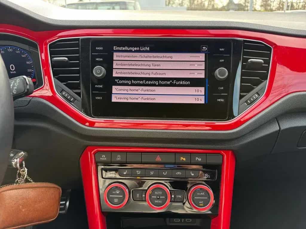 Volkswagen T-Roc 1.5 TSI Sport Garantie StandHzg RFK ACC Na 03/2021-photo-28