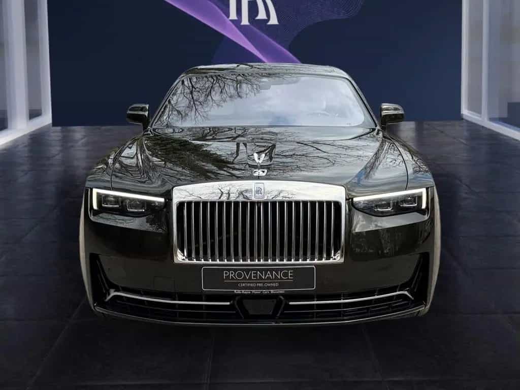 Rolls-Royce Ghost *PROVENANCE* 03/2025-photo-1
