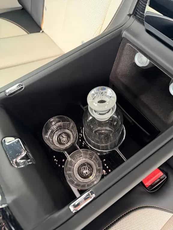 Rolls-Royce Ghost *PROVENANCE* 03/2025-photo-19
