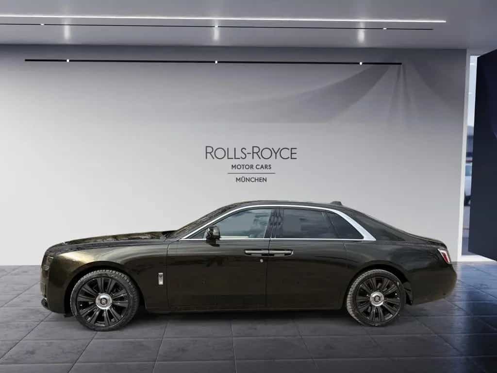 Rolls-Royce Ghost *PROVENANCE* 03/2025-photo-3