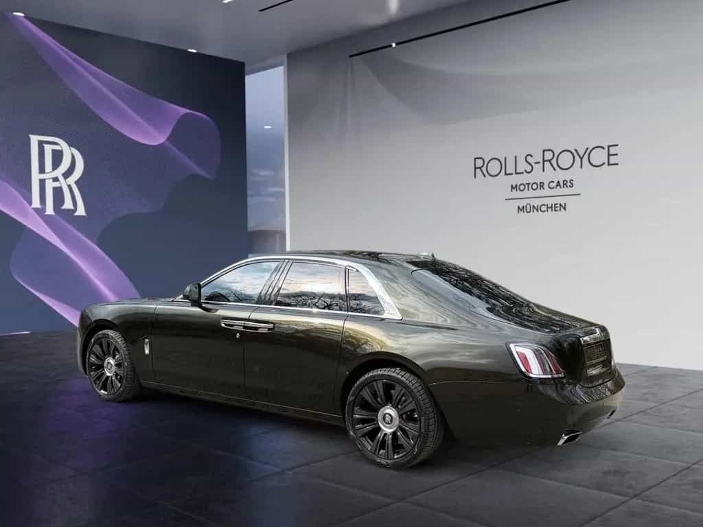 Rolls-Royce Ghost *PROVENANCE* 03/2025-photo-4