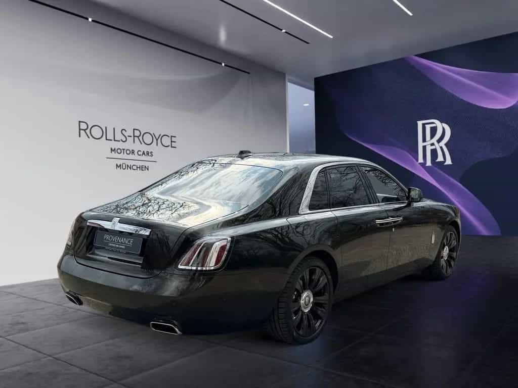 Rolls-Royce Ghost *PROVENANCE* 03/2025-photo-5