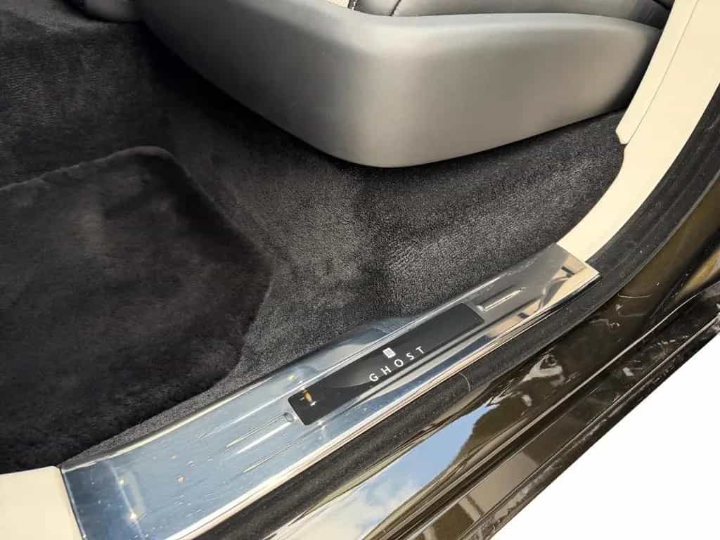 Rolls-Royce Ghost *PROVENANCE* 03/2025-photo-9