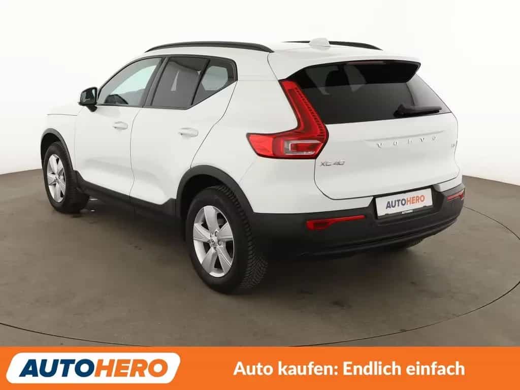 Volvo XC40 1.5 2WD *NAVI*LED*TEMPO*PDC*SHZ* 11/2018-photo-3