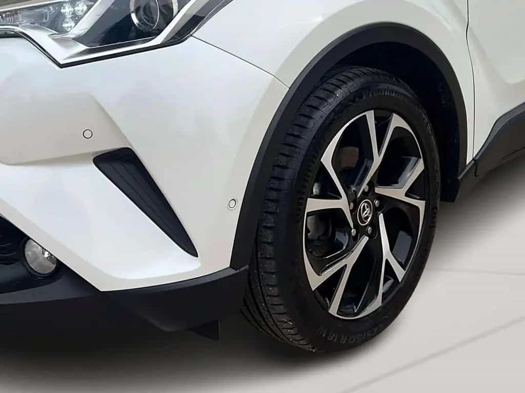 Toyota C-HR Team*SERVICE*TÜV NEU*GARANTIE 08/2018-photo-4