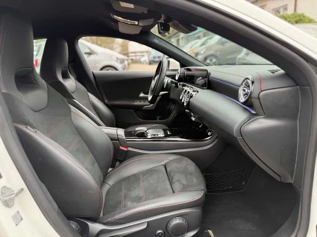 Mercedes-Benz CLA 180 CLA180 AMG-LINE*AUTOMATIK*LED*KAMERA*MBUX*MOD.20 10/2019-photo-16