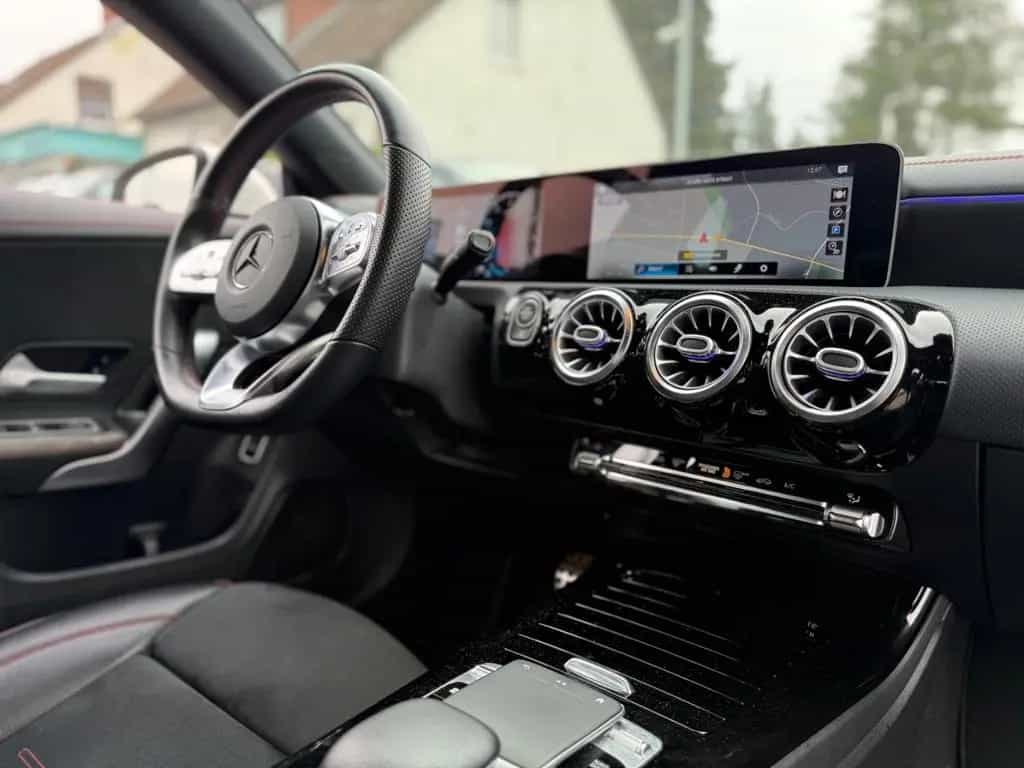 Mercedes-Benz CLA 180 CLA180 AMG-LINE*AUTOMATIK*LED*KAMERA*MBUX*MOD.20 10/2019-photo-17