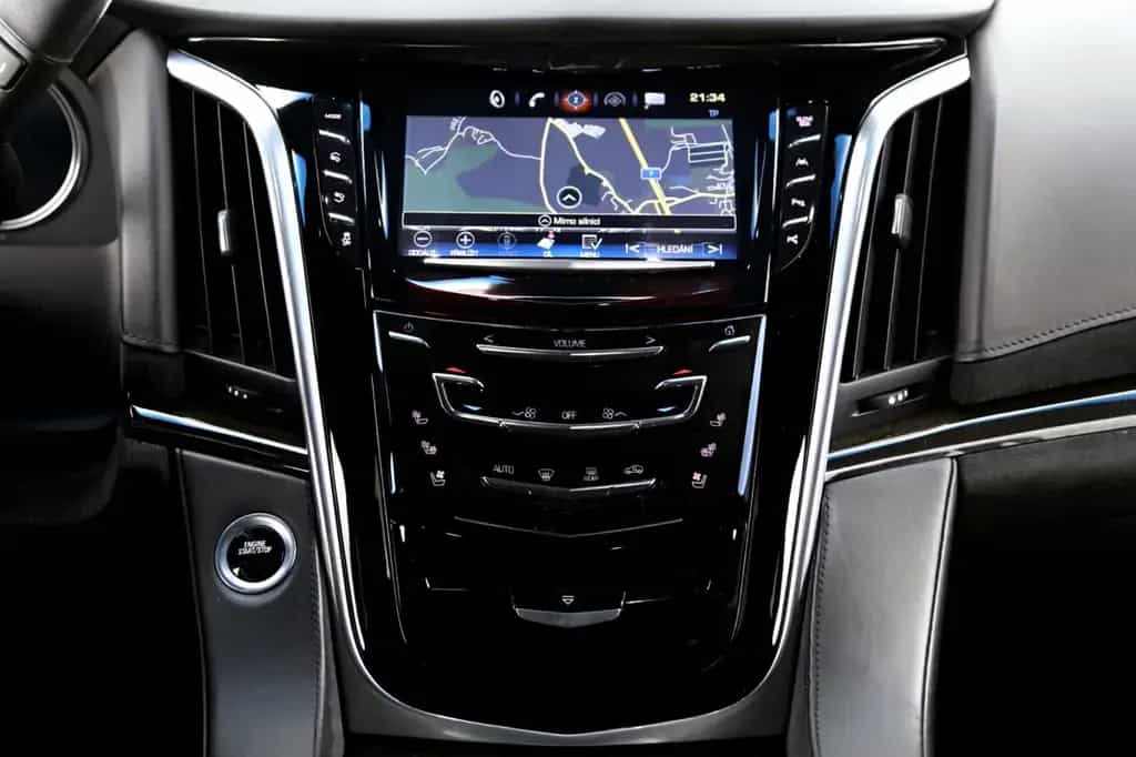 Cadillac Escalade Platinum 01/2018-photo-18