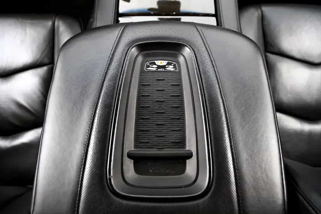 Cadillac Escalade Platinum 01/2018-photo-24