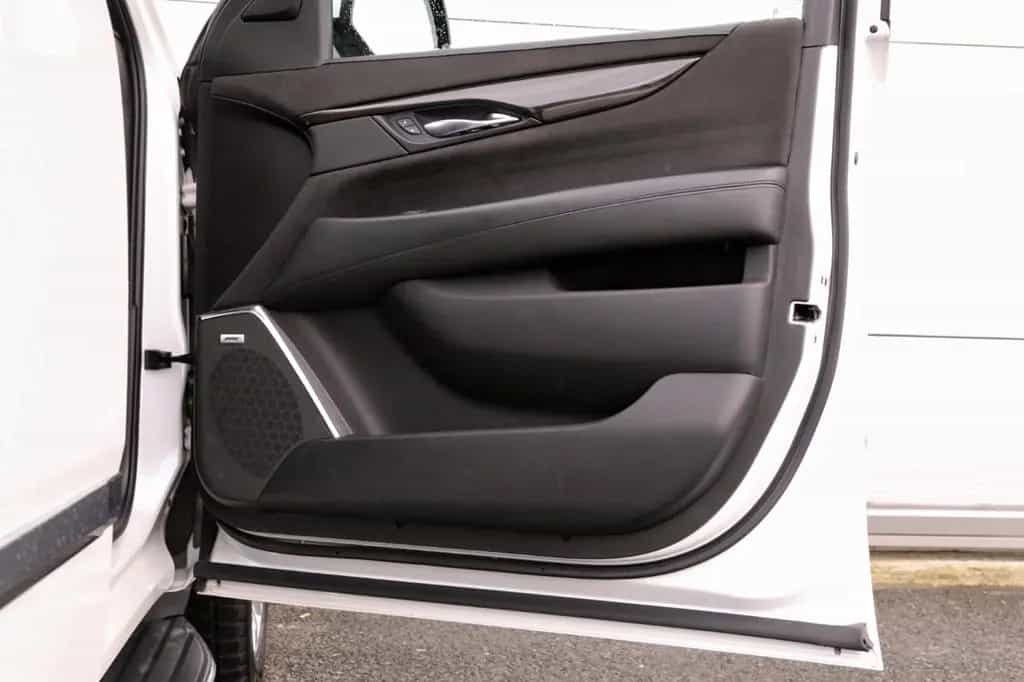 Cadillac Escalade Platinum 01/2018-photo-39
