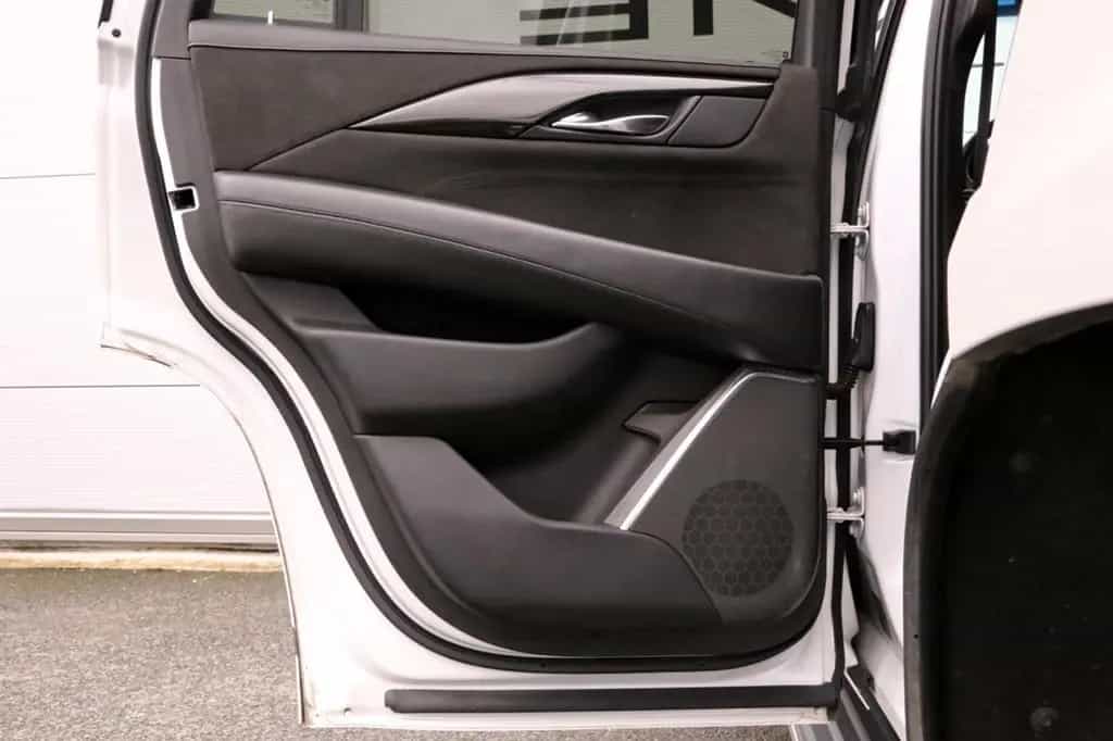 Cadillac Escalade Platinum 01/2018-photo-40
