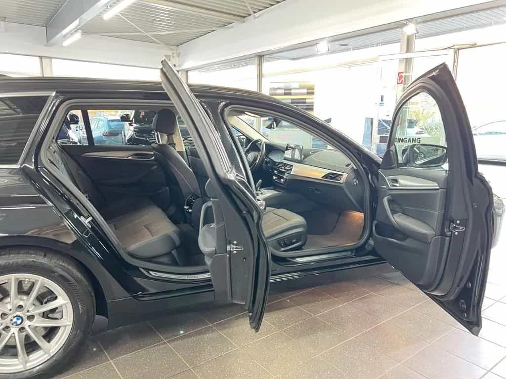 BMW 5 Series 520d xDrive Touring AHK+Business+DA+Park+Induk. 09/2023-photo-13