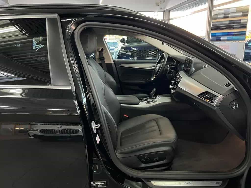 BMW 5 Series 520d xDrive Touring AHK+Business+DA+Park+Induk. 09/2023-photo-15