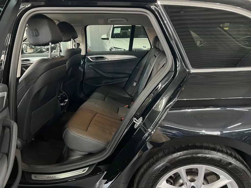 BMW 5 Series 520d xDrive Touring AHK+Business+DA+Park+Induk. 09/2023-photo-20