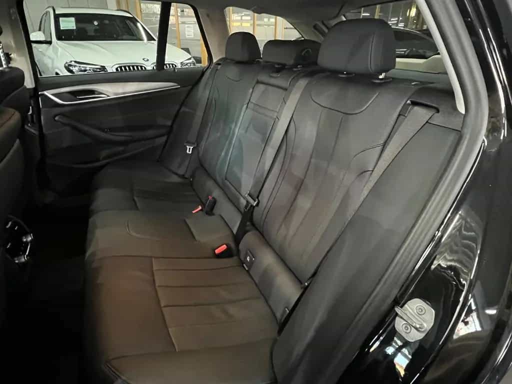 BMW 5 Series 520d xDrive Touring AHK+Business+DA+Park+Induk. 09/2023-photo-21