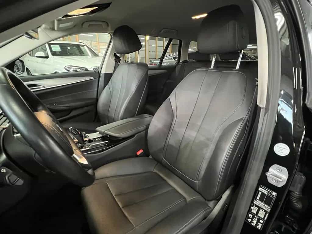 BMW 5 Series 520d xDrive Touring AHK+Business+DA+Park+Induk. 09/2023-photo-25