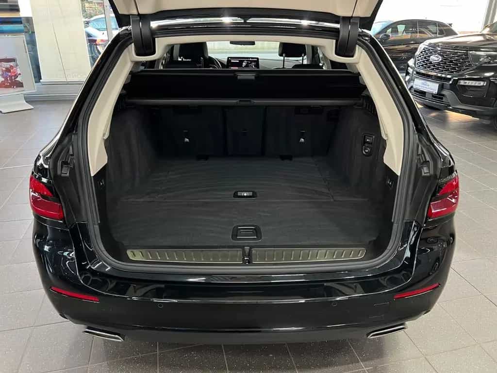 BMW 5 Series 520d xDrive Touring AHK+Business+DA+Park+Induk. 09/2023-photo-8
