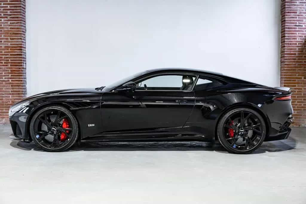 Aston Martin DBS Superleggera 10/2018-photo-25