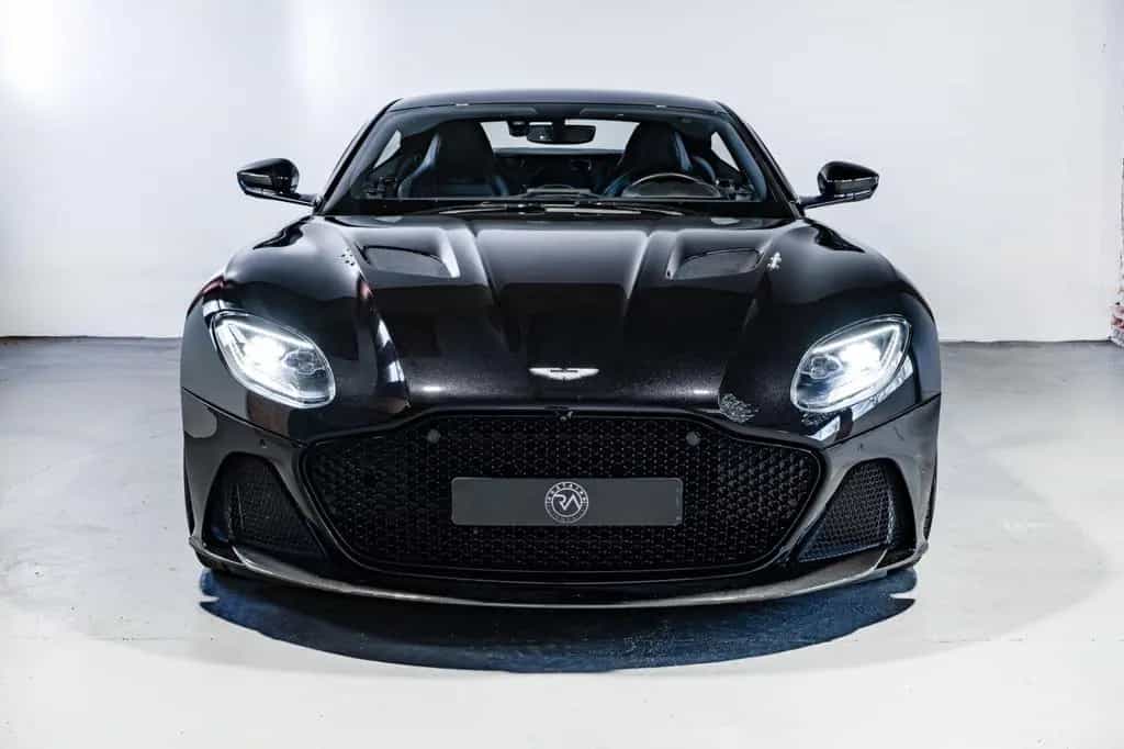 Aston Martin DBS Superleggera 10/2018-photo-28