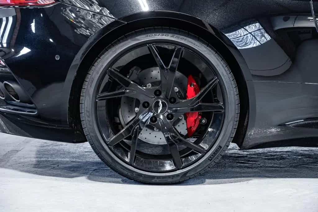 Aston Martin DBS Superleggera 10/2018-photo-39