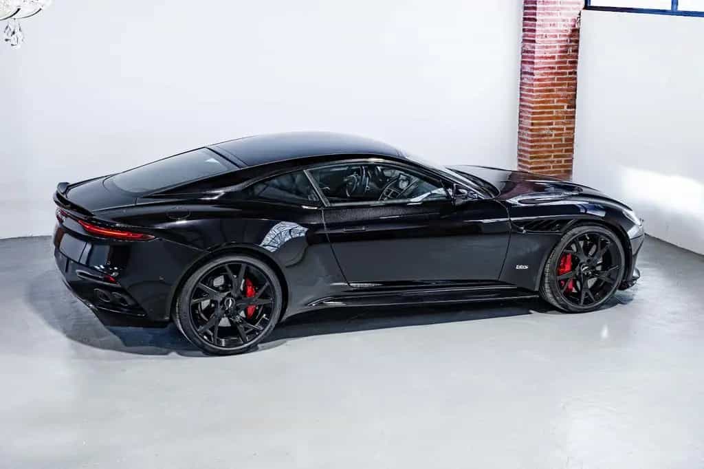 Aston Martin DBS Superleggera 10/2018-photo-41