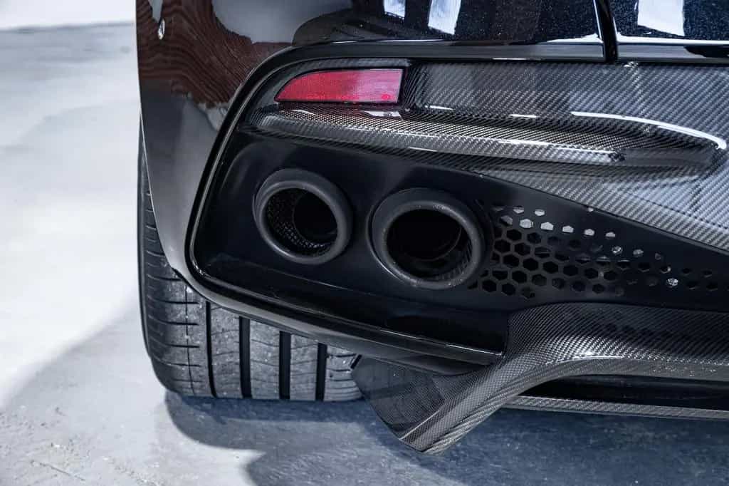Aston Martin DBS Superleggera 10/2018-photo-5