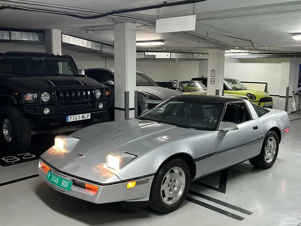 Corvette C4 03/1984-photo-0