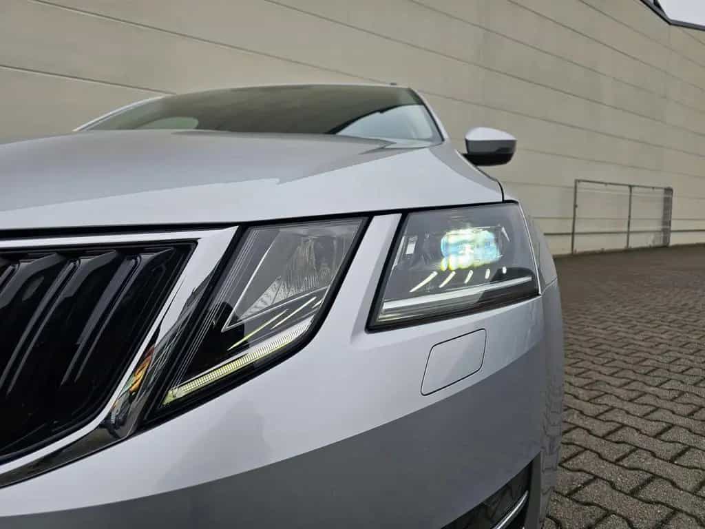 Skoda Octavia Combi 1.5 TSI Style | LED | Sitzhzg | 06/2020-photo-3