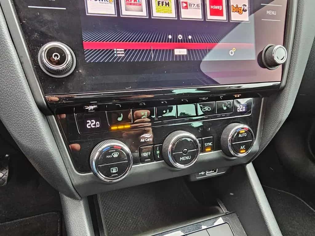 Skoda Octavia Combi 1.5 TSI Style | LED | Sitzhzg | 06/2020-photo-9