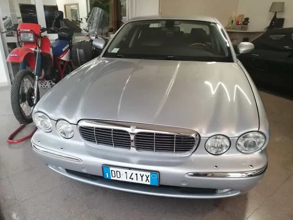 Jaguar XJ 2.7 D V6 cat Executive 04/2007-photo-1