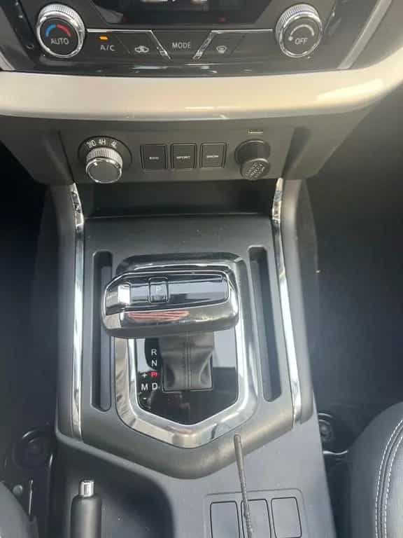 DFSK Rich 6 4x4 Diesel Doppelkabine Automatik null-photo-13