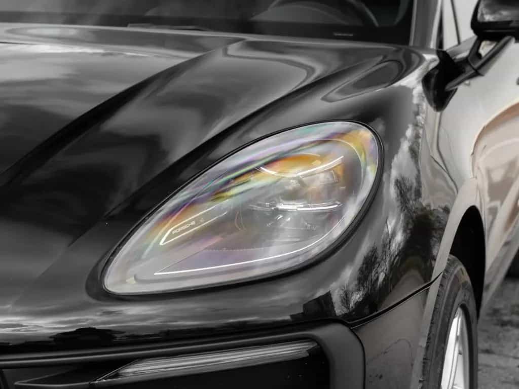 Porsche Macan Panorama Dachsystem LED-Hauptscheinwerfer 03/2024-photo-13