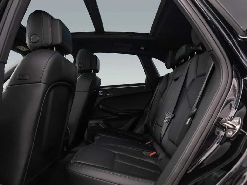 Porsche Macan Panorama Dachsystem LED-Hauptscheinwerfer 03/2024-photo-15
