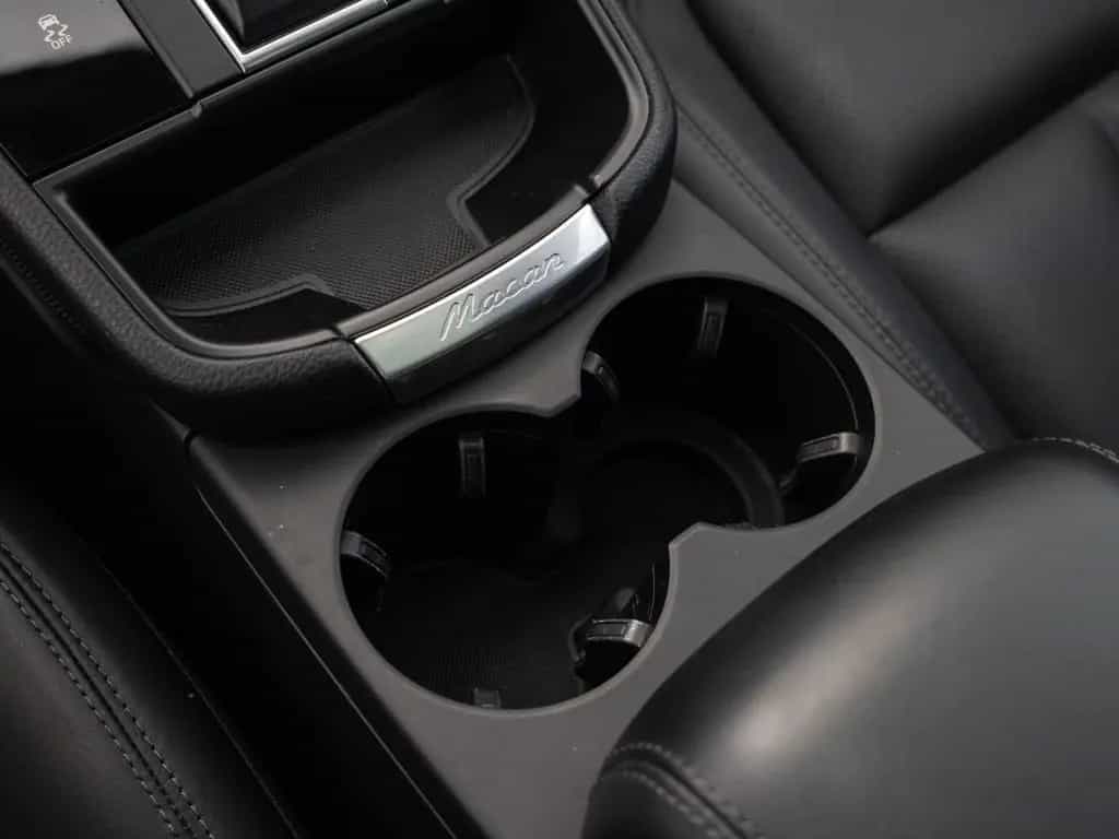 Porsche Macan Panorama Dachsystem LED-Hauptscheinwerfer 03/2024-photo-24