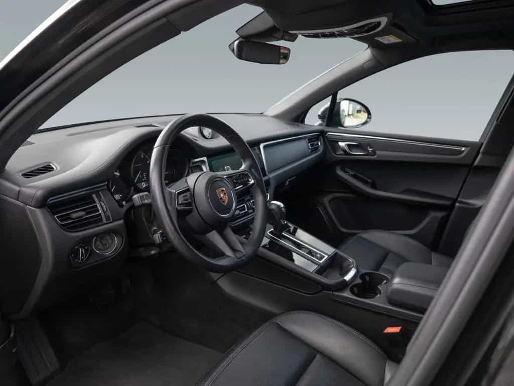 Porsche Macan Panorama Dachsystem LED-Hauptscheinwerfer 03/2024-photo-3