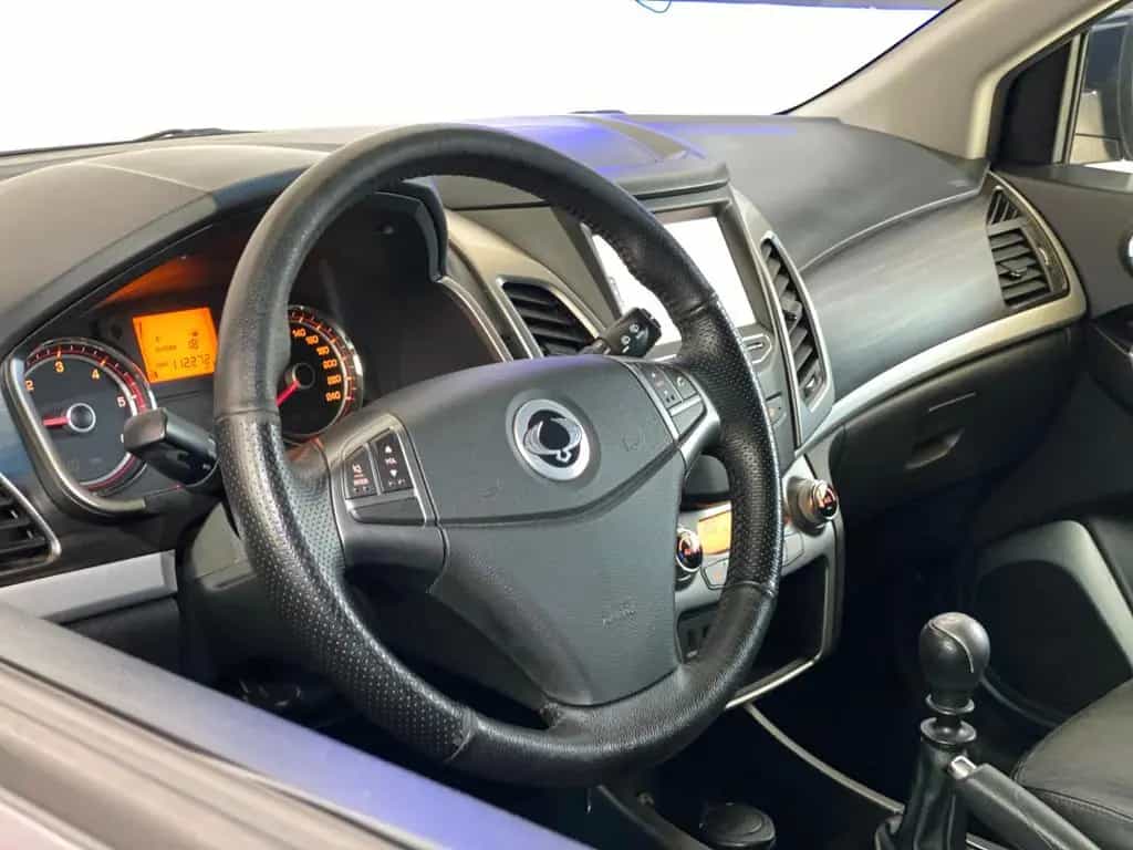 Ssangyong Korando Sapphire 4x2+AHK+Leder+NAVI+RFK 10/2017-photo-14