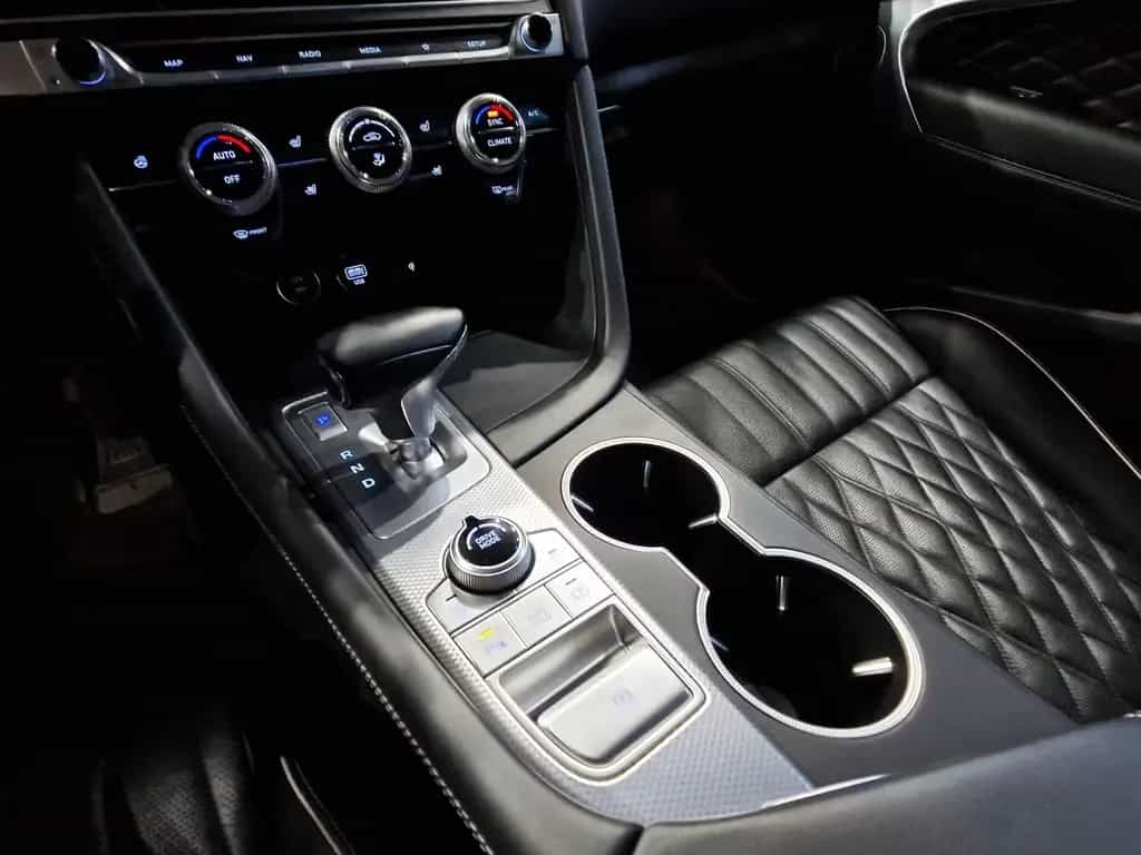 Genesis G70 Shooting Brake 2.0 SPORT |5 *JAHRE*GARANTIE 08/2022-photo-20