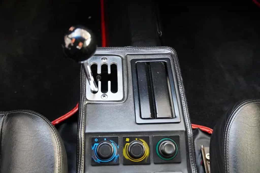 Ferrari 328 GTS 08/1986-photo-12