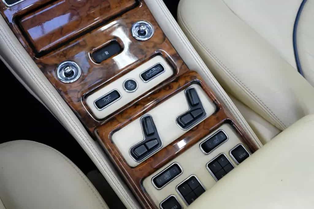 Rolls-Royce Corniche V  /1 OF 374/SERVICE GEPFLEGT 09/2000-photo-15