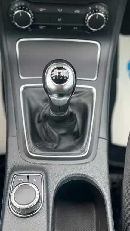 Mercedes-Benz B 180 /2.Hd/Kamera/Navi/SHZ/Garantie/HU/AU/Neu 12/2016-photo-15