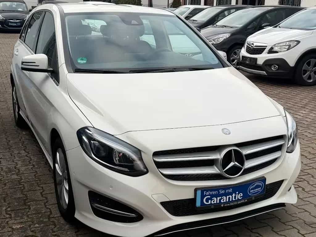 Mercedes-Benz B 180 /2.Hd/Kamera/Navi/SHZ/Garantie/HU/AU/Neu 12/2016-photo-2