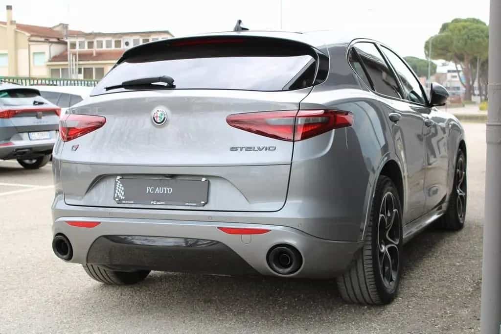 Alfa Romeo Stelvio 2.2 Turbodiesel 210 CV AT8 Q4 03/2020-photo-5