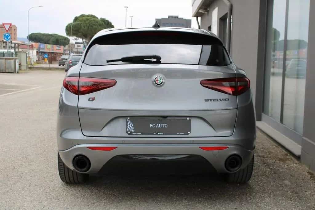 Alfa Romeo Stelvio 2.2 Turbodiesel 210 CV AT8 Q4 03/2020-photo-6