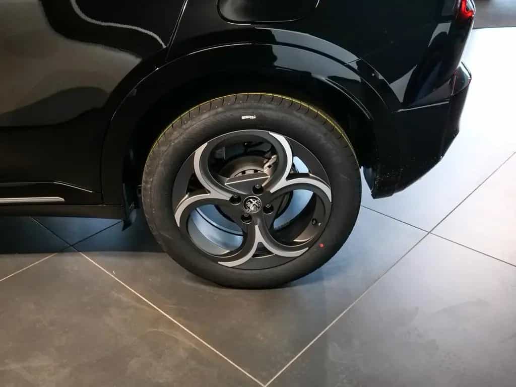 Alfa Romeo Junior Ibrida 1.2 VGT 107KW SPORT SPECIALE 03/2026-photo-3