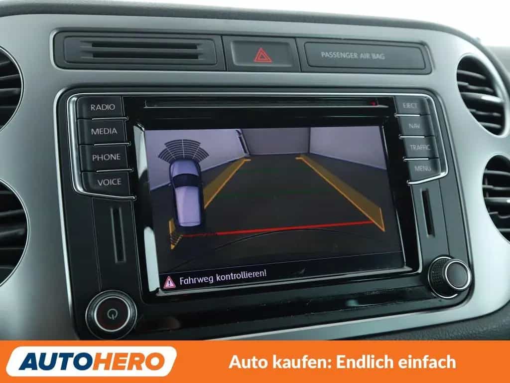 Volkswagen Tiguan 1.4 TSI Lounge Sport & Style BMT*NAVI* 02/2016-photo-21