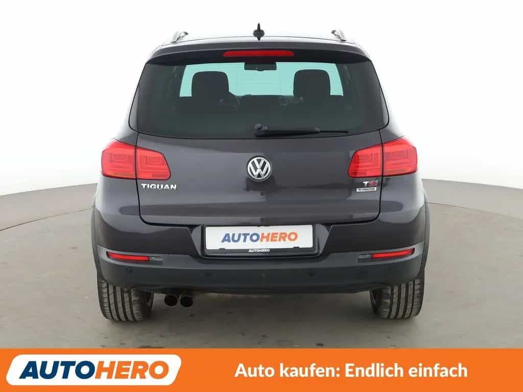 Volkswagen Tiguan 1.4 TSI Lounge Sport & Style BMT*NAVI* 02/2016-photo-4