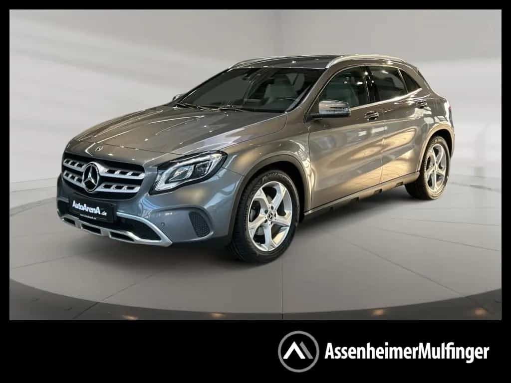 Mercedes-Benz GLA-Class 200 Urban Urban+AHK+Cam+LED+Navi+AUT+Keyl 08/2019-photo-0