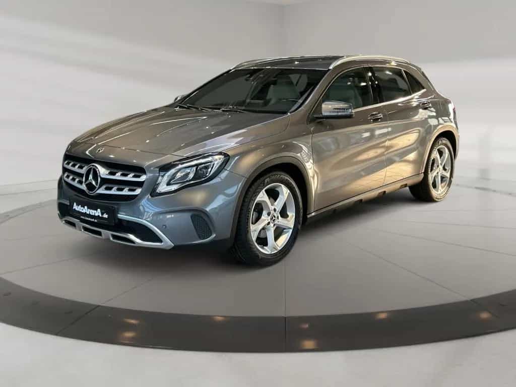 Mercedes-Benz GLA-Class 200 Urban Urban+AHK+Cam+LED+Navi+AUT+Keyl 08/2019-photo-1